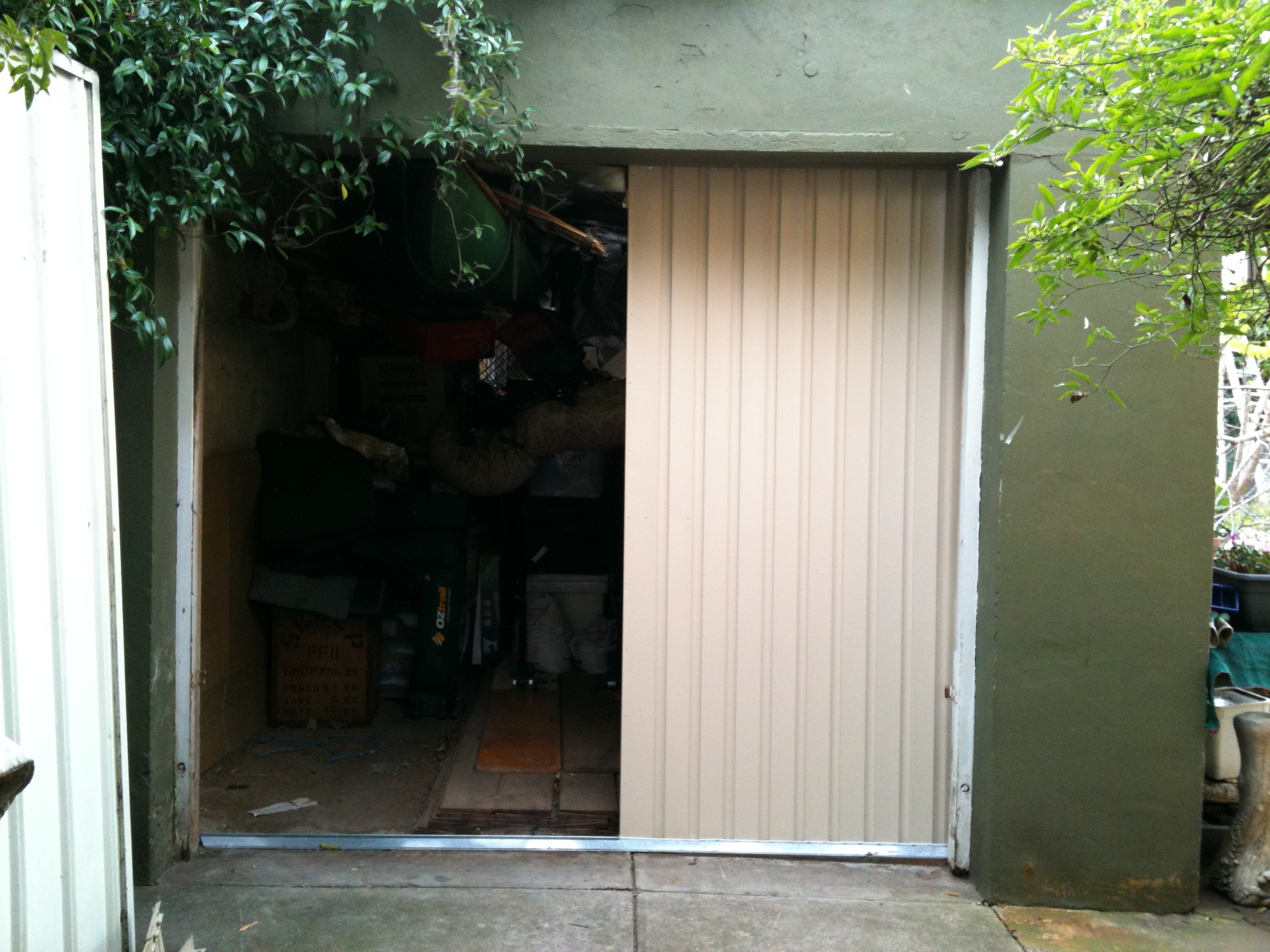 Sheds :: Garage, Roller, Camco and Tilt Doors Sydney and Melbourne