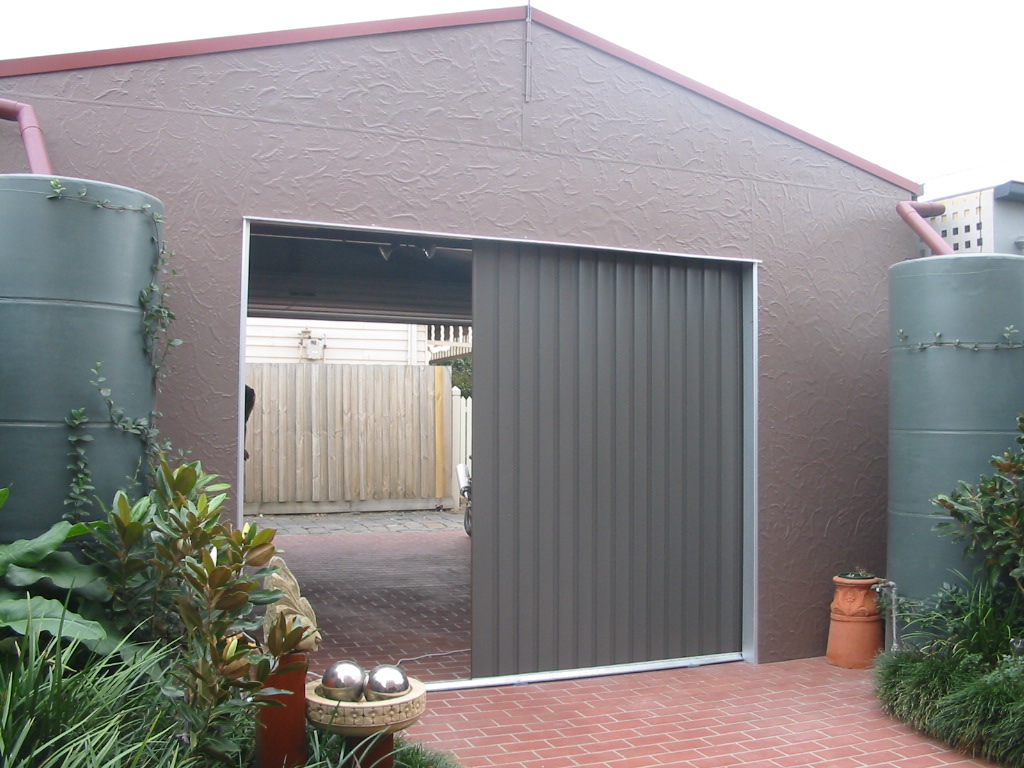 Sheds - Side Roll Garage Roller Doors